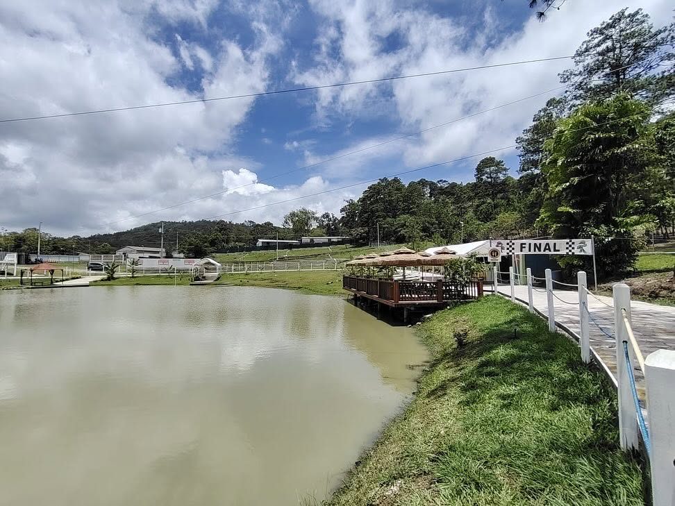 La Laguna Ojojona 3